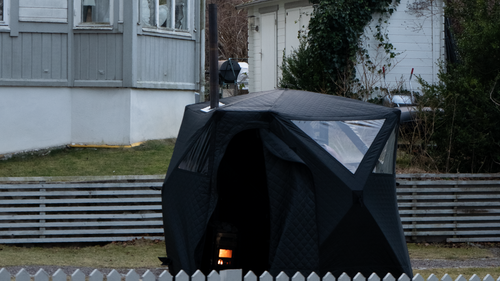 Kan bastutält stå uppe permanent?